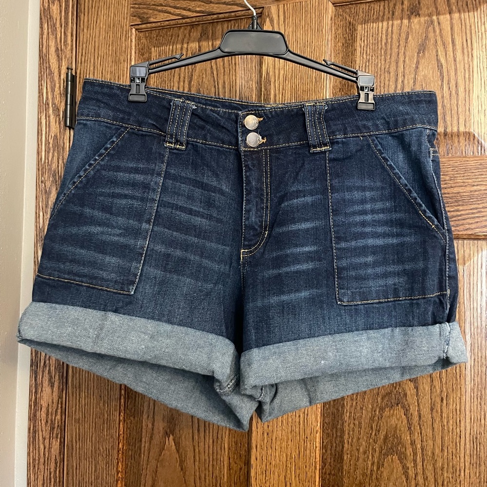 16 Doll House Andie Jean Shorts